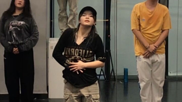 Tian Junguo's StandingNextToYou~The class taught by Supa is not very good, so I posted a small dynam