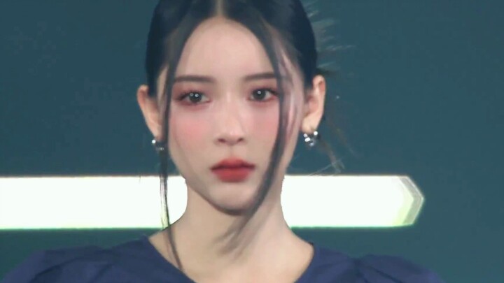 Charming Sweet Girl Compilation: Cute and Sexy Beauties Strutting at a Tokyo Fashion Show—Aesthetic 
