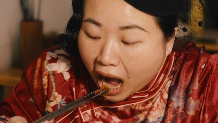 Người trưởng thành đều tính giá cho mọi sự hy sinh của mình, đúng không?