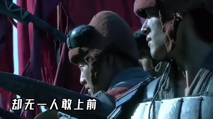 Con sư tử bị vây hãm vẫn là sư tử