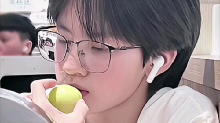 【SNH48】Nong Yanping, you’re so cute and handsome 😍😍