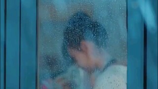 เพื่อปลอบใจเขาหลังถูกแฟนเก่าทิ้ง เธอกล้าสารภาพรักและเป็นแฟนสัญญาของเขา