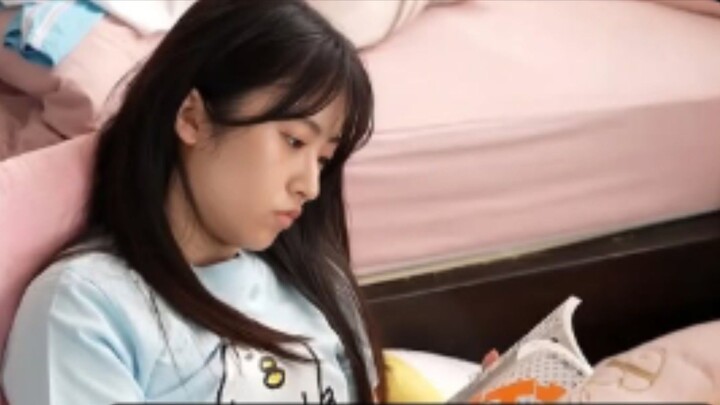 lagi baca buku, kakak malah ngajak begituan