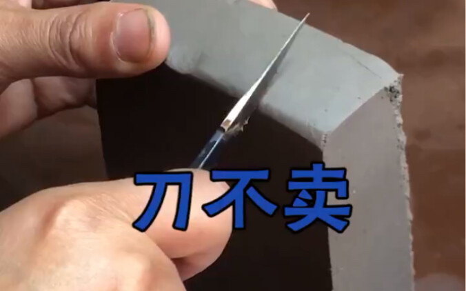 إبريق الشاي من الطين البنفسجي المصنوع يدويًا