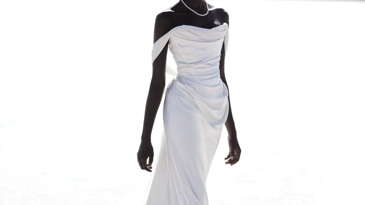 [Human Black Pearl] Her skin tone is *so* flawless!! No wonder designers love using dark-skinned mod