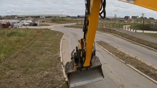 THIS IS HOW THEY REMOVE A KERB!! 😳😳😳