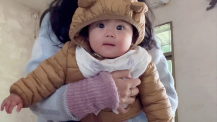 Little Bear Xixi is here!
