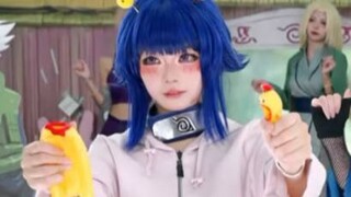 Đầu gà bị Hinata nắm chặt