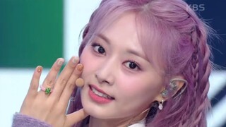 JYP: هذا هو تأثير غسيل الدماغ لا أريد أي راهبة انظر انظر انظر انظر إليّ أ لي لو رول رول رول