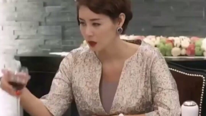The wife and the nanny LOVE of KILL Daily, a little bit good, what's going on