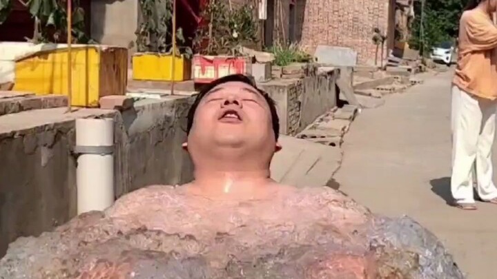 Hà Nam nắng nóng, bị nướng thành Khả Nam rồi, bạn nghĩ sao? Hôm nay ở chỗ bạn bao nhiêu độ?