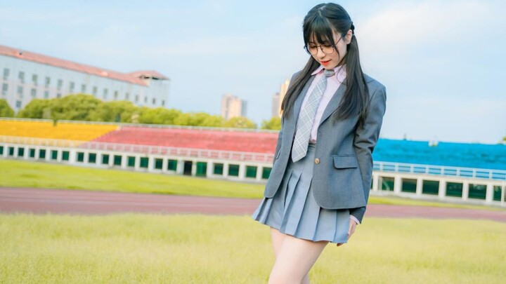 【Yang Yang Yang】Lapangan Sekolah di Musim Panas, Apa Itu Cinta? 【Studio Xingchen】 untuk Ya Ya Ya (*╹