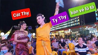 Tập 3: Ty Thy cùng DIVA Cát Thy bán vé lô tô, ghẹo trai đẹp - Ẩm thực Cha Rồng gỏi đu đủ