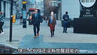 Người phụ nữ muốn xem con chó sẽ phản ứng thế nào
