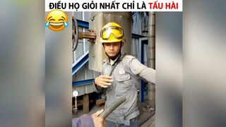 Khi bạn sinh ra để tấu hài