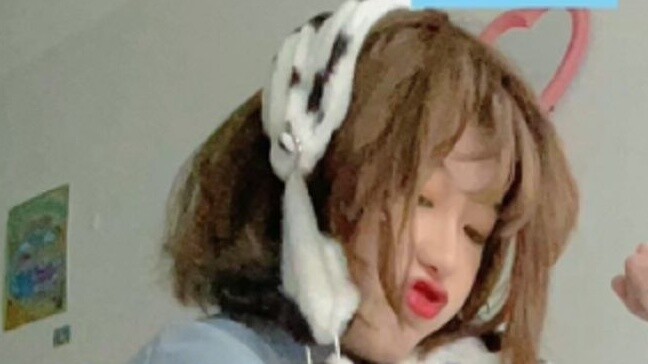 บันทึกแฟชั่นของอาซวน | ฤดูใบไม้ผลิกำลังมาถึงสำหรับคนรักเสื้อผ้า | แต่ในความเป็นจริงแล้ว คนทำงานก็ยัง