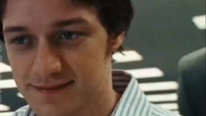 Movie “Wanted”: Money really does give you confidence!