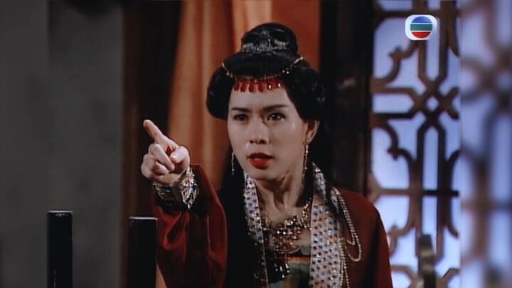 This is crazy! The evil woman killed her father and mother to seize her brother!