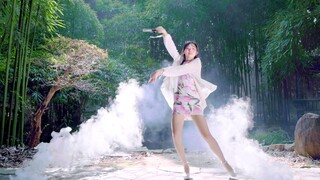 انقر لتحصل على فستانك الصيني الساحر ~ رقصة المروحة بطابع قديم «على أوتار العود»