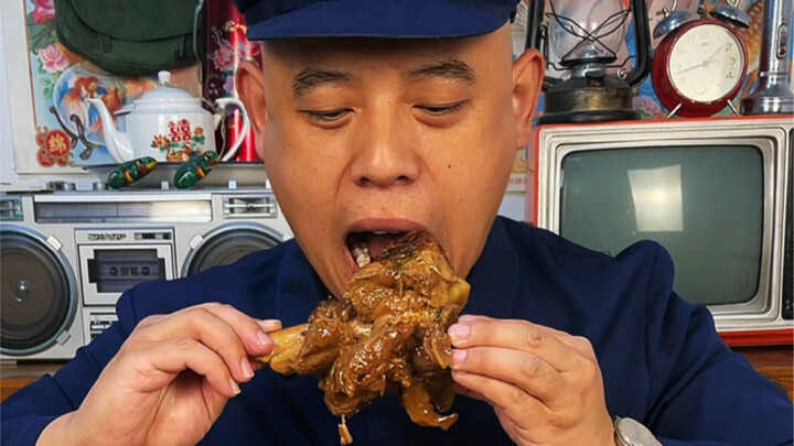 Liu Dajun, Rasa Lama, Makanan Melimpah dan Meriah