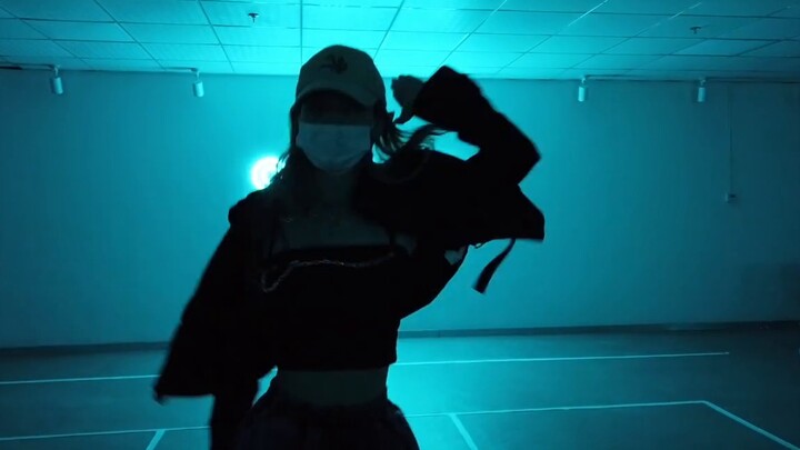 Gangsta cover dance［SNH48 Li Jiaen］［SNH48 Yuan Yiqi］