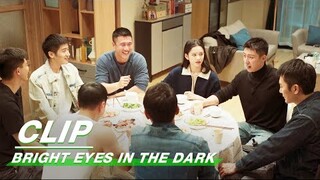 Yang Zhengang was Discharged from Hospital | Bright Eyes in the Dark EP18 | 他从火光中走来 | iQIYI