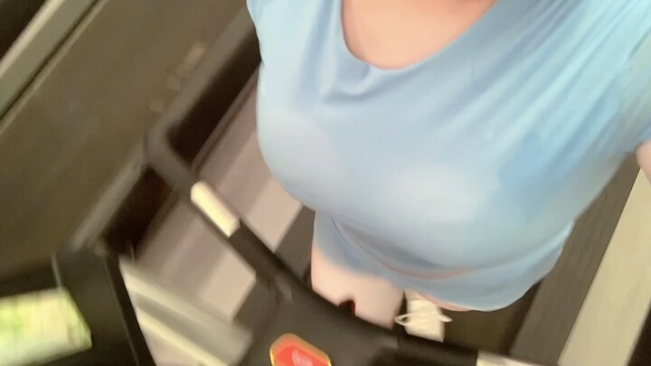 The coach complimented me today, saying I’ve lost weight!