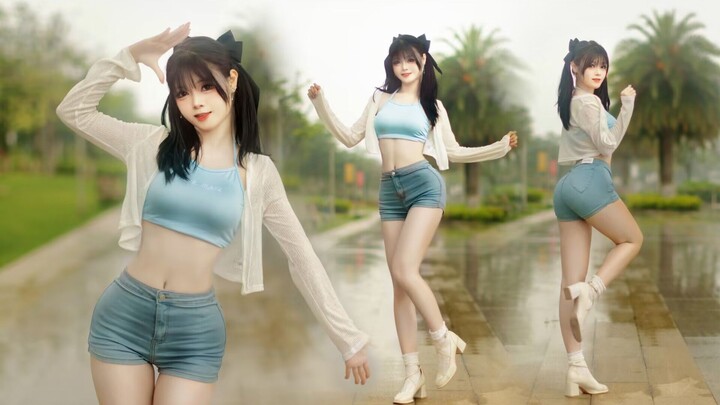 Cô gái xinh đẹp trong mưa! Ngay cả trong mưa, cô ấy vẫn muốn được chú ý ⚡️✨