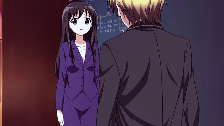 The yellow-haired transfer student made the teacher stand at attention on his first day of school re