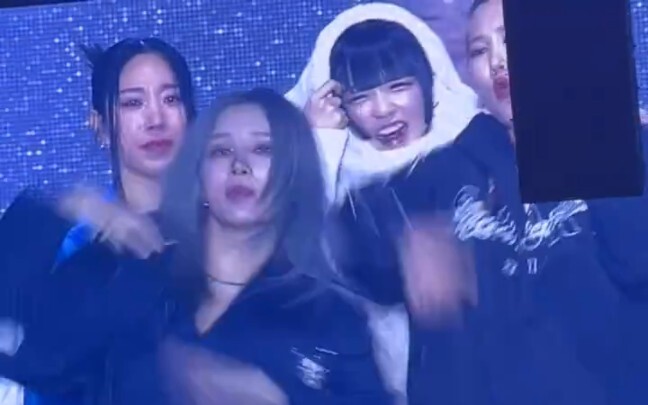 【Street Girls 2 Battle】ในที่สุด! การแข่งขันครัมป์ของบักกีย์! บักกีย์ VS เอ็มม่า ฉบับเต็มหลายมุมมอง