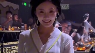 今日无事，勾栏听曲！赵都礼宴