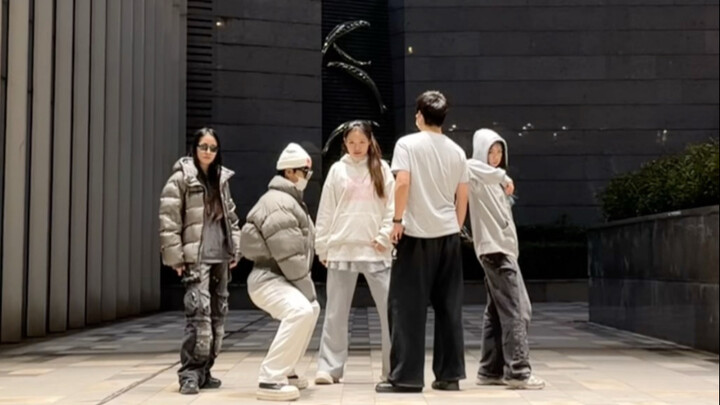 Nyonya Muda datang, minggir semua! Penampilan ulang OneMoreTime terbaru dari ALLDAY PROJECT | DayOne