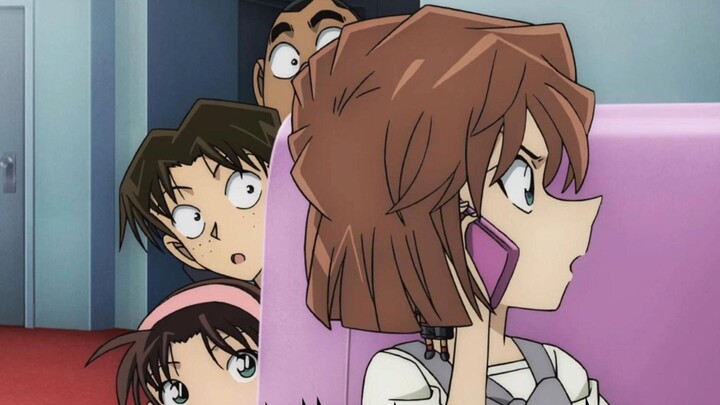 Xiao Ai benar-benar dapat menenangkan detektif muda itu.