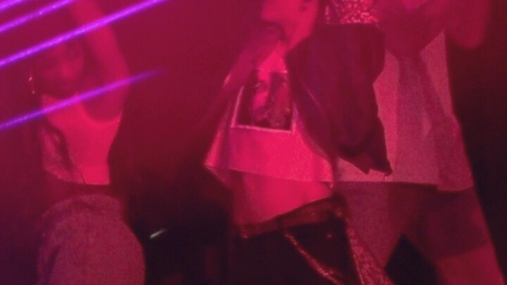 [Zhang Yixing] [Soul-Stirring Four Twists] This waist! I’m completely drained!