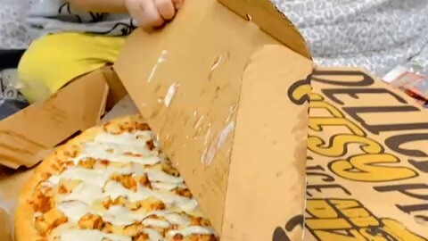 Love to see pizza