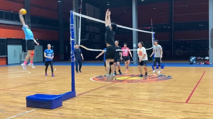 Ordinary People's Volleyball 4.11