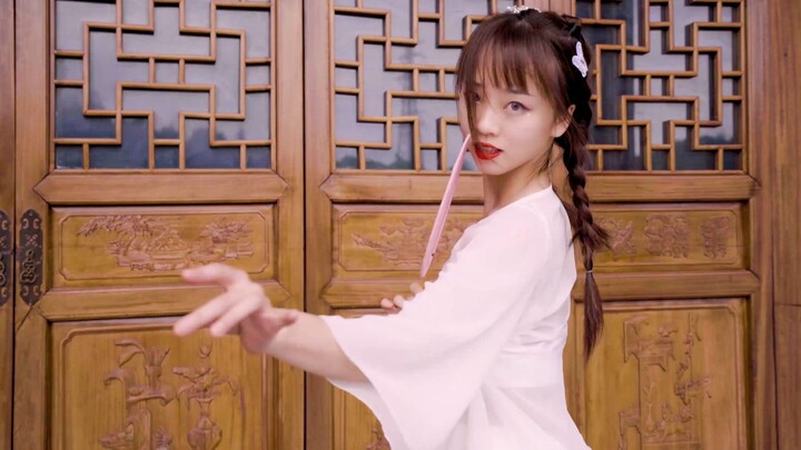【Youji】Kuda Merah*Gaya rambut ekor kembar kuno pasti disukai sebagian orang~