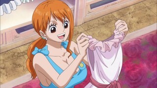 MOMEN NAMI GANTI CD DI KAMAR