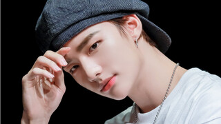 [Huang Hyunjin] Hyunni's cover of "Hero Kick It" NCT127 is really casual