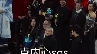 隔壁剧组行注目礼中，克:此乃大将也