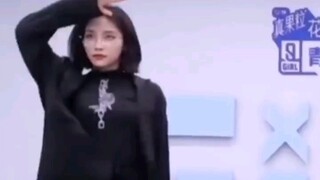 (Hứa Giai Kỳ) Tổng hợp màn trình diễn Loveshot của Hứa Giai Kỳ, lần nào cũng thật ấn tượng