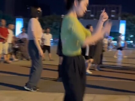 #Friend's Wine #Get Pumped to the Beat #Square Dance Xiao Luban