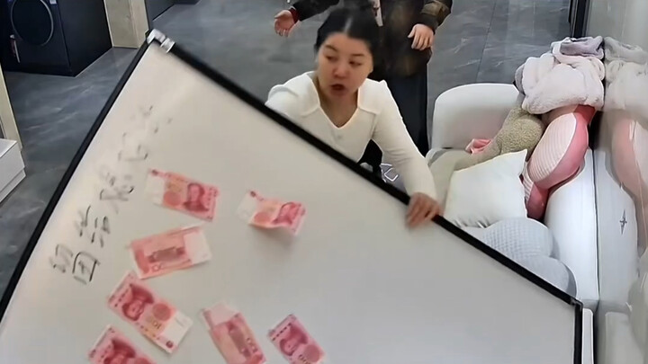 我觉得这是一件可悲的事