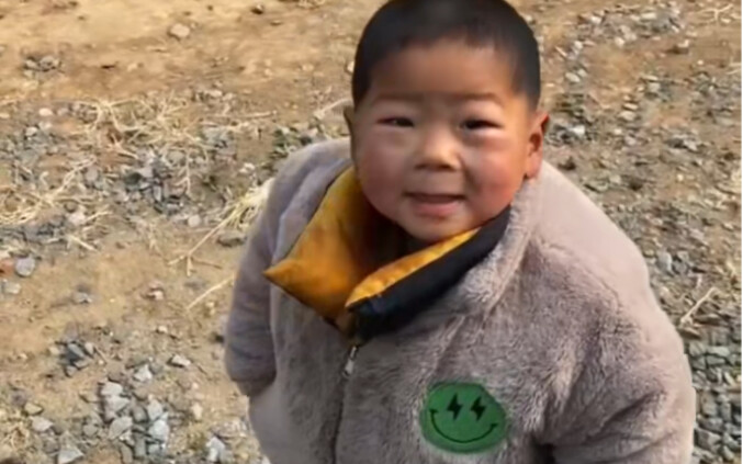 Sáng tạo không dễ, nghiêm cấm sao chép!