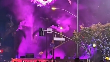 Hologram màn sương mù