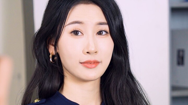 Vòng tròn giao tiếp quyết định cuộc đời; gần gũi với người nào, bạn sẽ trở thành người đó.