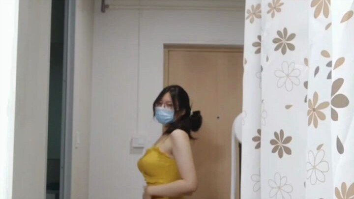 Đã có đồ bơi cho cô gái hơi mập, cao 1m7, nặng 65kg, ngực F80!