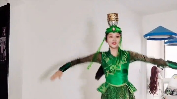 【Da Yi Mei】Dancing with Bowls (Vertical Version) Capriccio of the Silk Road｜Different Mongolian Cust
