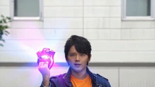 mati tertawa? Hantu itu menyuruhmu mem* Ultraman seperti itu?