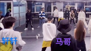 【祺轩】自制双人舞有！这默契度绝了！